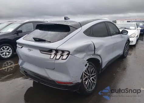 2024 Ford Mustang Mach-E Premium z USA, uszkodzony, nr VIN 3FMTK3S59RMA09755